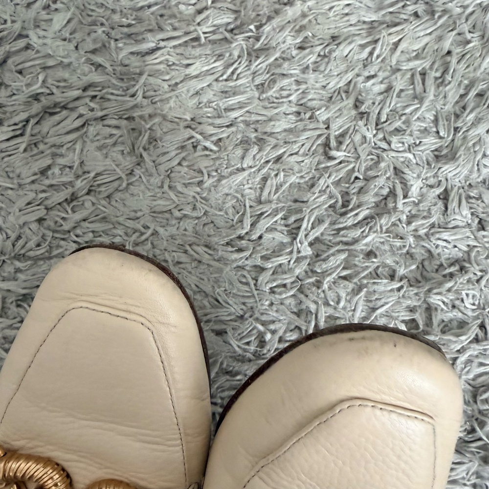 Tory Burch Cream Leather Chain Loafers - Picture 4 of 8
